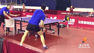 乒乓球拉球徒手动作
